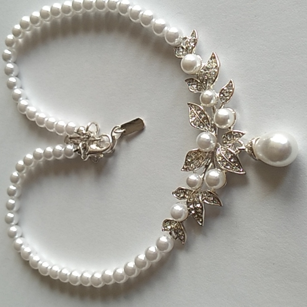 Pearl and Rhinestone Bridal Necklace